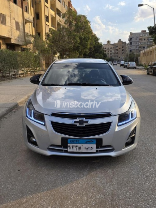 Chevrolet Cruze 2014 Silver Automatic Used for Sale in 6 October - 1