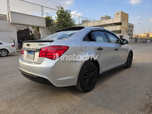 Chevrolet Cruze 2014 Silver Automatic Used for Sale in 6 October - 6