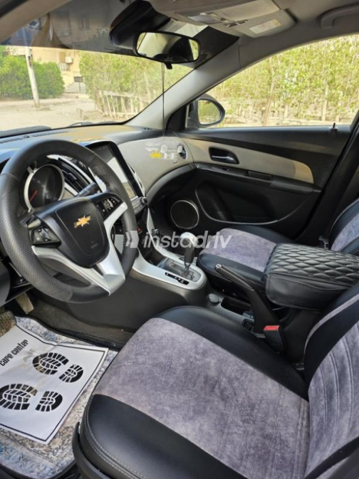 Chevrolet Cruze 2014 Silver Automatic Used for Sale in 6 October - 8