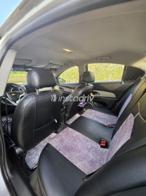 Chevrolet Cruze 2014 Silver Automatic Used for Sale in 6 October - 10