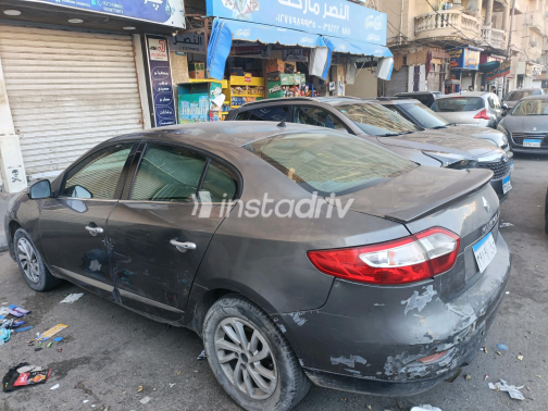 رينو فلوانس 2015 رمادي أوتوماتيك مستعملة للبيع في الإسكندرية - 1