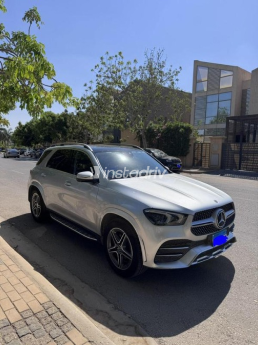مرسيدس جي ال اي 450 2021 فضي أوتوماتيك مستعملة للبيع في مدينة الشيخ زايد - 5