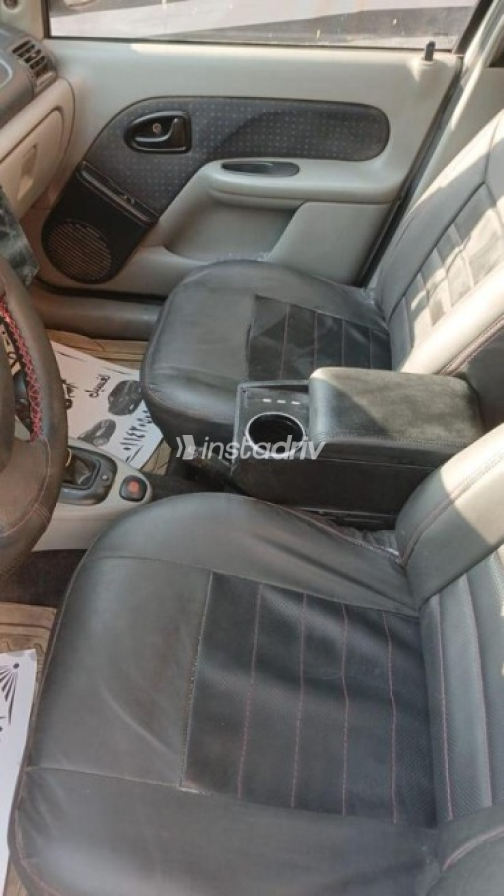 Renault Clio 2006 Silver Automatic Used for Sale in Greater Cairo ( Cairo + Giza) - 6