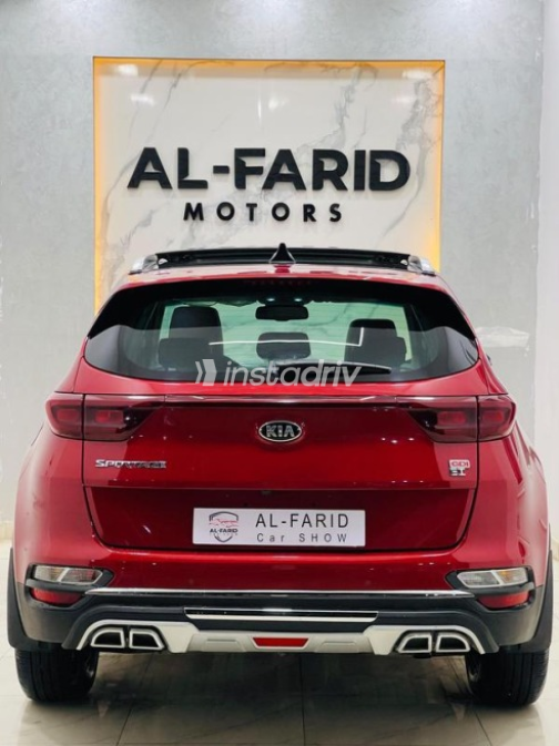 Kia Sportage 2022 Dark Red Automatic Used for Sale in Greater Cairo ( Cairo + Giza) - 3