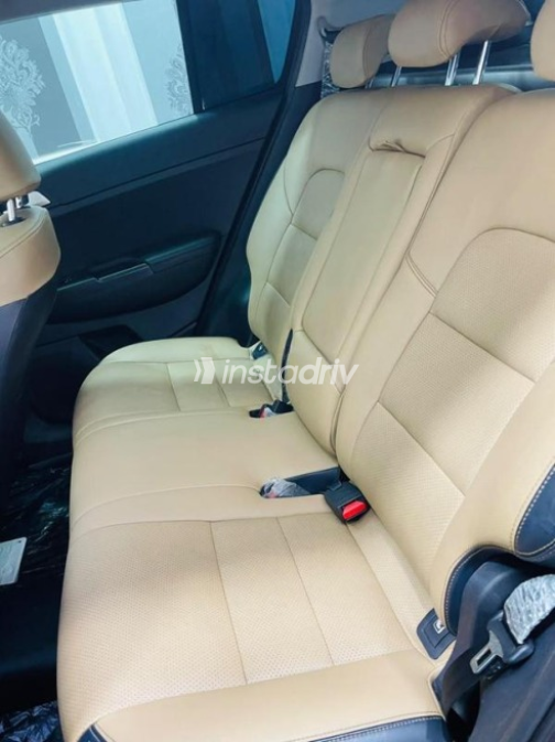 Kia Sportage 2022 Dark Red Automatic Used for Sale in Greater Cairo ( Cairo + Giza) - 5