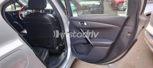 بيجو 508 2013 فضي أوتوماتيك مستعملة للبيع في القاهرة - 5