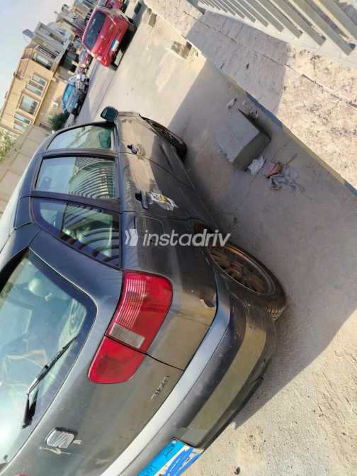 سيات ابيزا 2002 رمادي يدوي مستعملة للبيع في شيراتون - 2