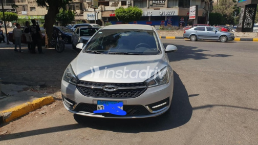 شيرى اريزو 5 2022 أبيض يدوي مستعملة للبيع في القاهرة الكبرى ( القاهرة - الجيزة) - 3