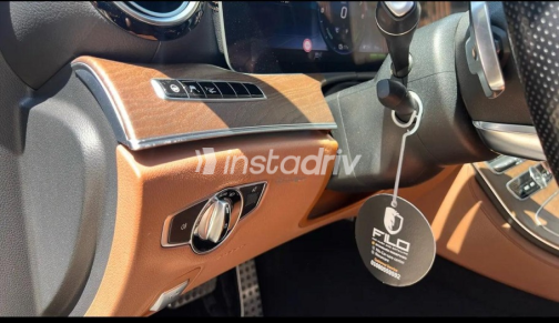 مرسيدس E 300 2019 أسود أوتوماتيك مستعملة للبيع في القاهرة - 10