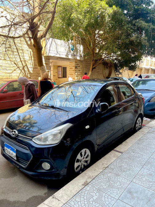 هيونداي جراند i10 2016 أسود أوتوماتيك مستعملة للبيع في الإسكندرية - 2