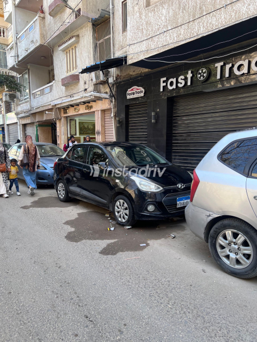 هيونداي جراند i10 2016 أسود أوتوماتيك مستعملة للبيع في الإسكندرية - 8