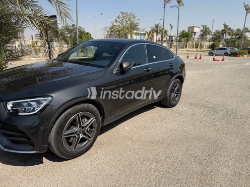 مرسيدس GLC 200 2023 رمادي غامق أوتوماتيك مستعملة للبيع في القاهرة - 7