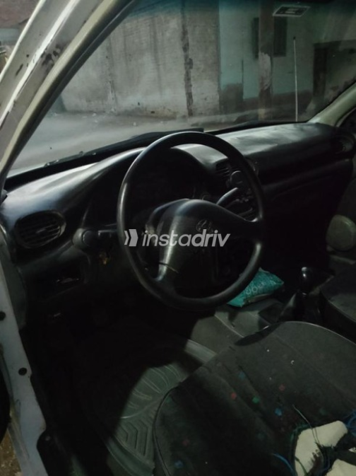 Hyundai Accent 1999 White Manual Used for Sale in 10th of Ramadan - 5