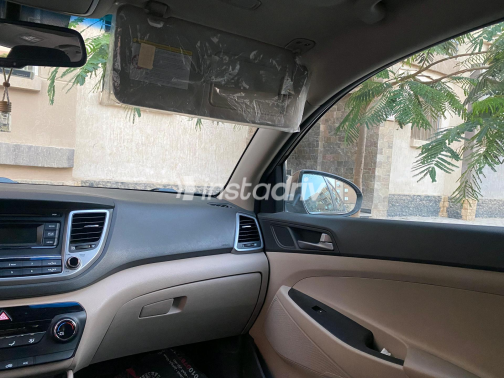 Hyundai Tucson 2018 Bronze Automatic Used for Sale in Giza - 3