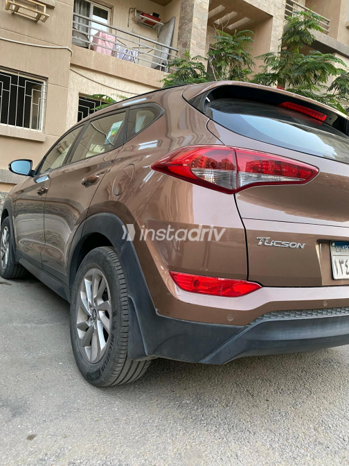 Hyundai Tucson 2018 Bronze Automatic Used for Sale in Giza - 7