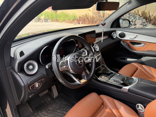 Mercedes GLC 200 2021 Gray Automatic Used for Sale in Cairo - 1