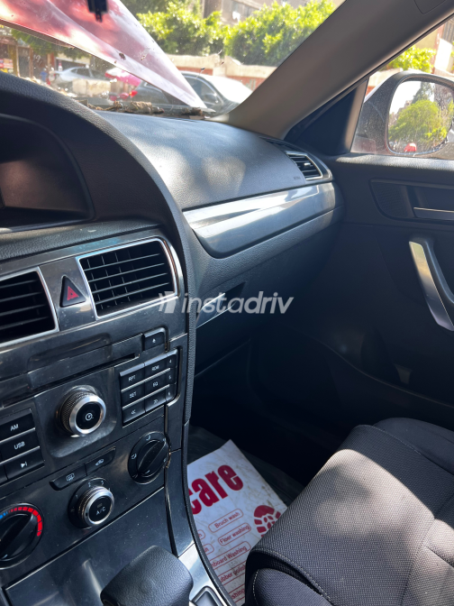 بريليانس V5 2014 أحمر أوتوماتيك مستعملة للبيع في مدينة نصر - 3