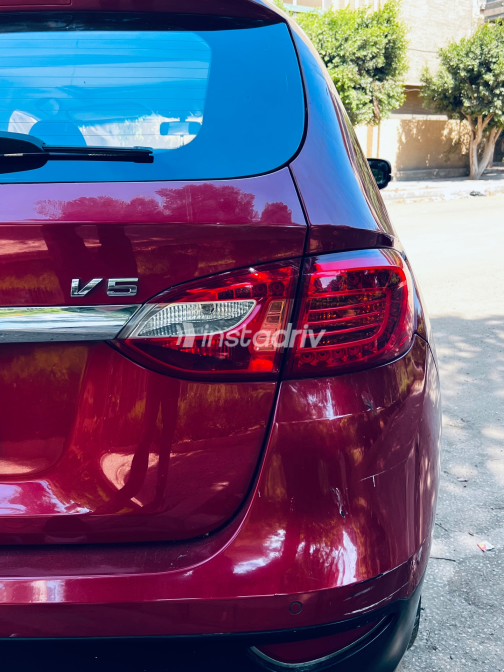 بريليانس V5 2014 أحمر أوتوماتيك مستعملة للبيع في مدينة نصر - 8
