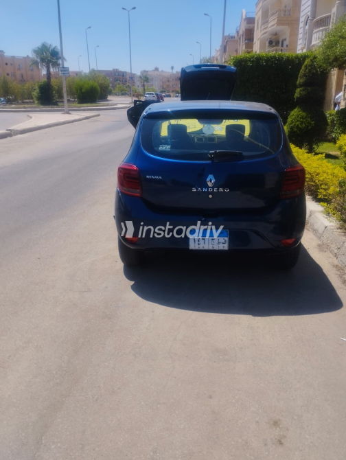 رينو سانديرو 2019 أزرق أوتوماتيك مستعملة للبيع في الجيزة - 3