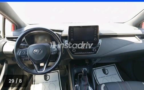 تويوتا كورولا 2022 أحمر CVT مستعملة للبيع في القاهرة - 3