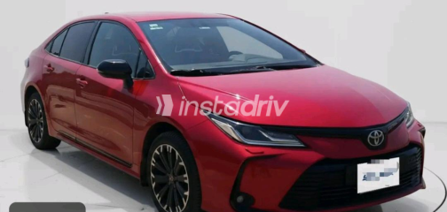 تويوتا كورولا 2022 أحمر CVT مستعملة للبيع في القاهرة - 7