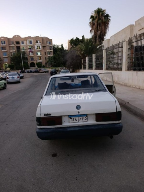 فيات شاهين 1993 أبيض يدوي مستعملة للبيع في القاهرة الكبرى ( القاهرة - الجيزة) - 4