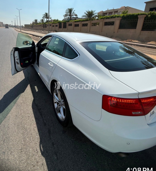 اودي A5 2013 أبيض أوتوماتيك مستعملة للبيع في القاهرة - 6