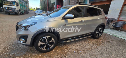 شيرى تيجو 7 2025 رمادي أوتوماتيك مستعملة للبيع في أسوان - 4