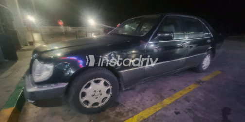 مرسيدس S 350 1994 أسود أوتوماتيك مستعملة للبيع في الغردقة - 4