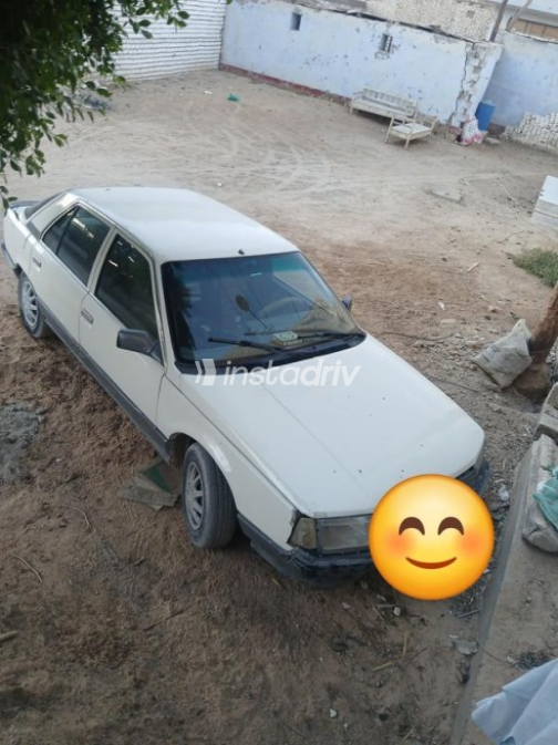 رينو 25 1986 أبيض يدوي مستعملة للبيع في المنيا‎ - 5