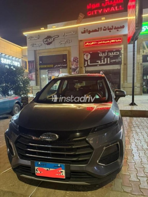 جاك JS3 2022 رمادي أوتوماتيك مستعملة للبيع في 6 أكتوبر - 5