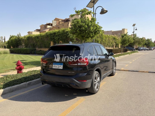 بي ام دبليو X1 2020 أبيض أوتوماتيك مستعملة للبيع في القاهرة الكبرى ( القاهرة - الجيزة) - 4