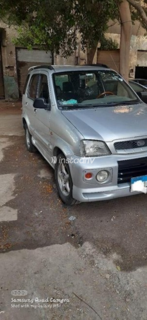 دايهاتسو تيريوس 2000 فضي يدوي مستعملة للبيع في القاهرة - 1
