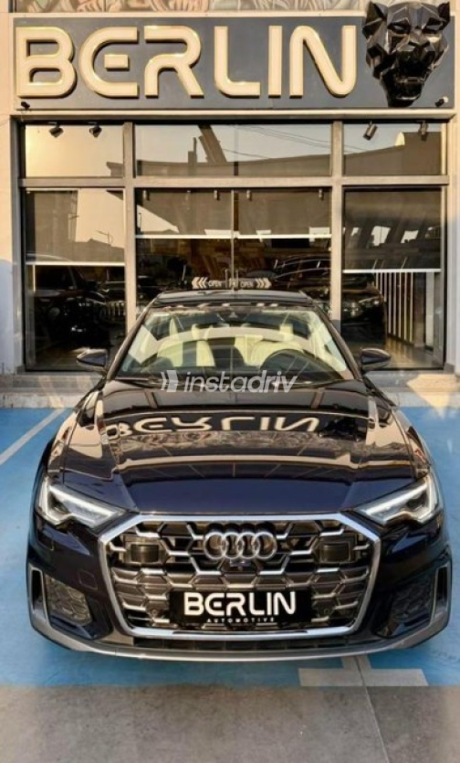 اودي A6 2024 أزرق غامق أوتوماتيك مستعملة للبيع في القاهرة - 3