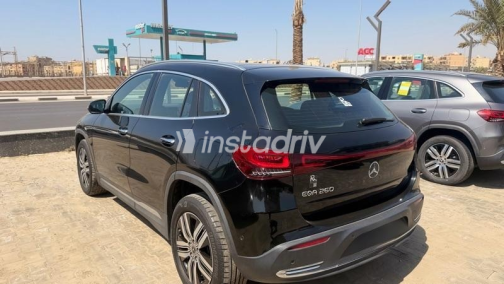 مرسيدس EQB 260 2024 أسود أوتوماتيك مستعملة للبيع في مدينة نصر - 9