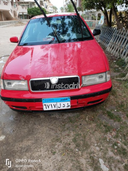 سكودا اوكتافيا A4 1997 أحمر يدوي مستعملة للبيع في دمياط - 2