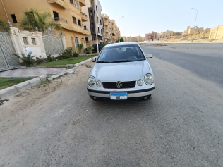 فولكس فاغن بولو 2005 فضي يدوي مستعملة للبيع في الجيزة