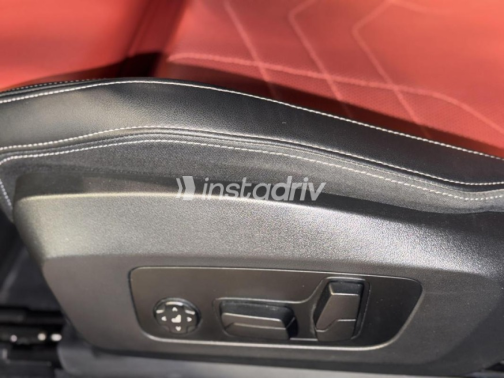 بي ام دبليو X1 2025 أبيض أوتوماتيك مستعملة للبيع في مدينة الشيخ زايد - 10