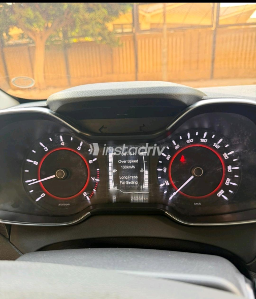 شيرى اريزو 5 2023 أحمر CVT مستعملة للبيع في مدينة نصر - 1