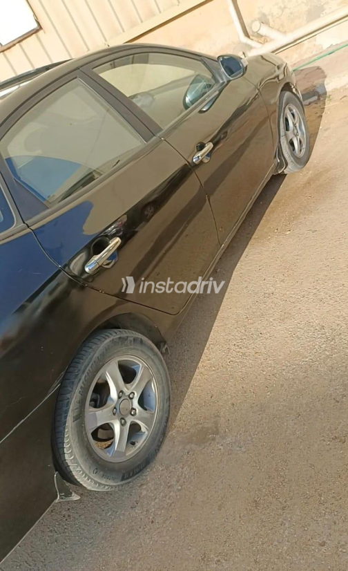 هيونداي إلنترا 2011 أسود أوتوماتيك مستعملة للبيع في المقطم - 9