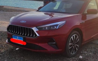 جاك J7 2021 أحمر أوتوماتيك مستعملة للبيع في مدينة نصر
