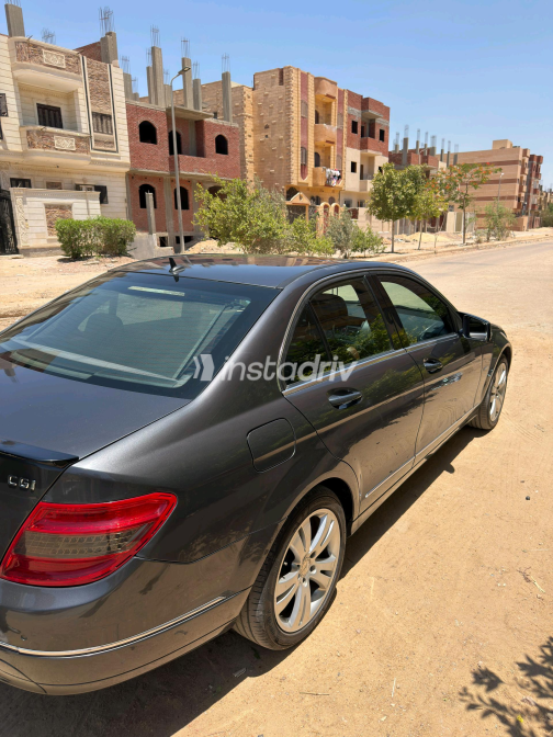 مرسيدس C 250 2011 رمادي أوتوماتيك مستعملة للبيع في مدينة السادات - 2