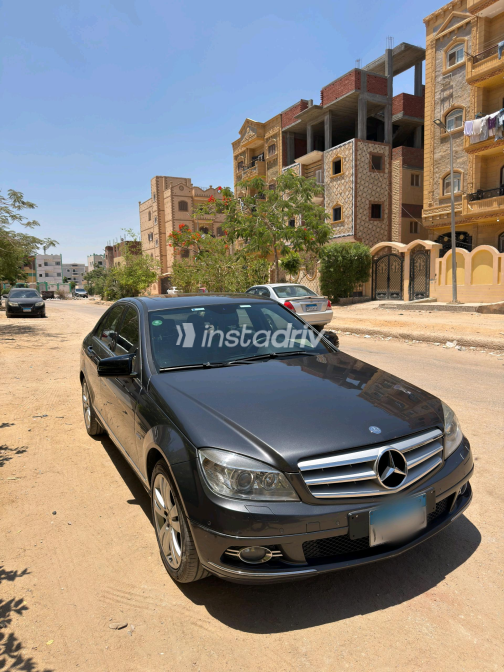 مرسيدس C 250 2011 رمادي أوتوماتيك مستعملة للبيع في مدينة السادات - 3