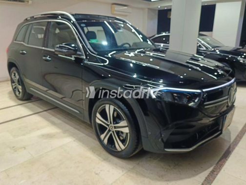 مرسيدس E 350 2024 أسود أوتوماتيك مستعملة للبيع في مصر الجديدة - 4