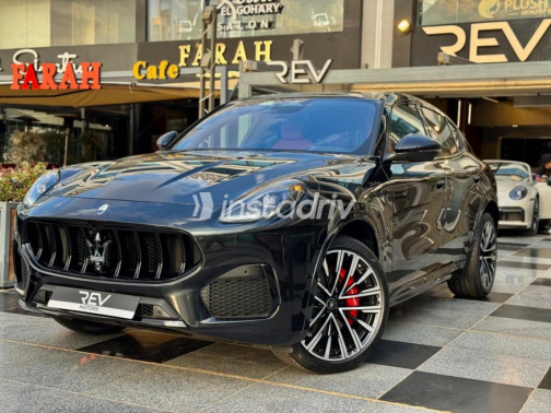 مازيراتي جريكالي 2025 أسود أوتوماتيك مستعملة للبيع في مدينة الشيخ زايد - 1