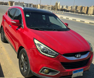 هيونداي IX 35 2015 أحمر أوتوماتيك مستعملة للبيع في المعادى