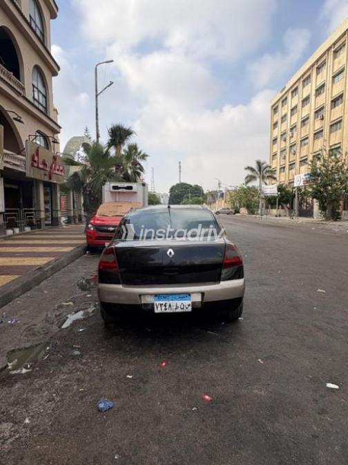 رينو ميجان 2005 أسود أوتوماتيك مستعملة للبيع في الإسكندرية - 4