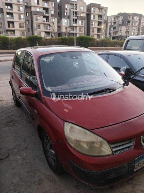 رينو سينيك 2005 أحمر غامق أوتوماتيك مستعملة للبيع في مدينة الشيخ زايد - 6