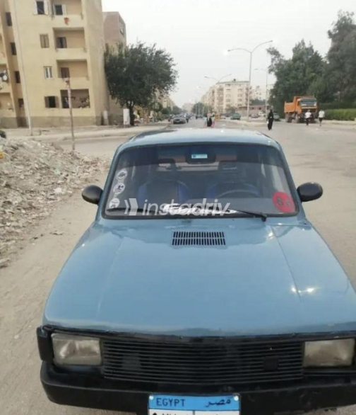 فيات 127 1986 أزرق يدوي مستعملة للبيع في شبرا - 3
