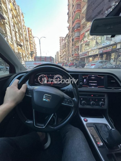 سيات ليون 2020 أبيض أوتوماتيك مستعملة للبيع في القاهرة الكبرى ( القاهرة - الجيزة) - 9